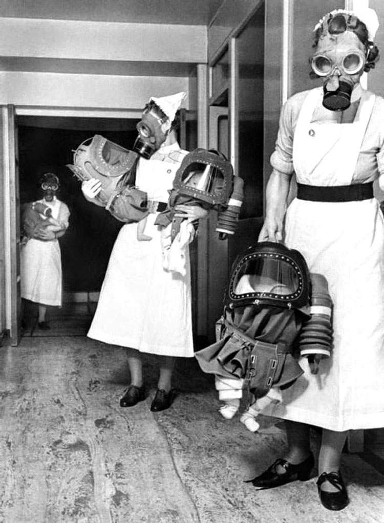 masques a gaz infirmieres bebes