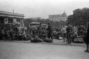 Photo seconde guerre mondiale abimée