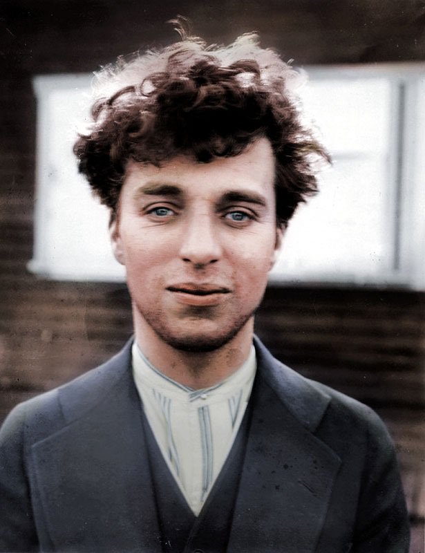 Top 25 photos anciennes historiques colorisées Charlie Chaplin