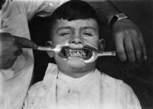 photo ancienne dentiste