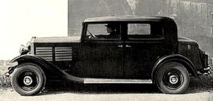 photo-ancienne-Berliet-voiture-9-cv-4-cylinres-3-vitesse-de-1932