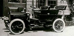 photo-ancienne-Buffum-Tourisme---Voiture-ancienne-de-1904