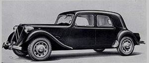 photo-ancienne-Citroen-15CV---Voiture-ancienne-de-1939