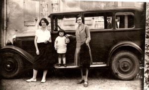 photo-ancienne-Citroen-C4-berline---Voiture-ancienne-de-1928