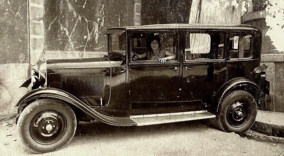 photo-ancienne-Citroen-Type-C4---Voiture-ancienne-de-1920